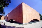 Eafit biblioteca de la Universidad.jpg