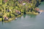 Embalse y cabañas o fincas en Guatapé.jpg