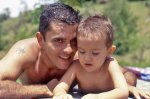 niño con su padre..jpg