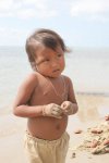 niña triste de la Guajira Col..jpg