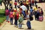 niños van al colegio.jpg