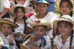 feria de las flores niños.jpg