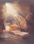 orando con la Biblia.jpg