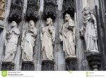 esculturas-de-la-catedral-de-colonia-12682495.jpg