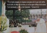 JPII_adorando_estatua2.jpg