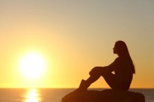 depositphotos_83965442-stock-photo-woman-silhouette-watching-sun-in.jpg depositphotos_83965442-stock-photo-woman-silhouette-watching-sun-in.jpg