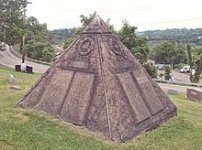 220px-Charles_Taze_Russell_Pyramid,_United_Cemeteries,_2015-06-08,_02.jpg
