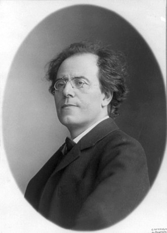 330px-Gustav_Mahler_1909_2.jpg