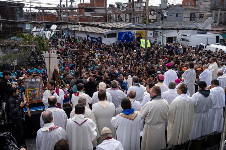 La misa de desagravio a la figura del Papa tras las críticas de Javier Milei.