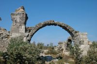 Vestiges des thermes d'Herodes Atticus à Alexandria Troas.