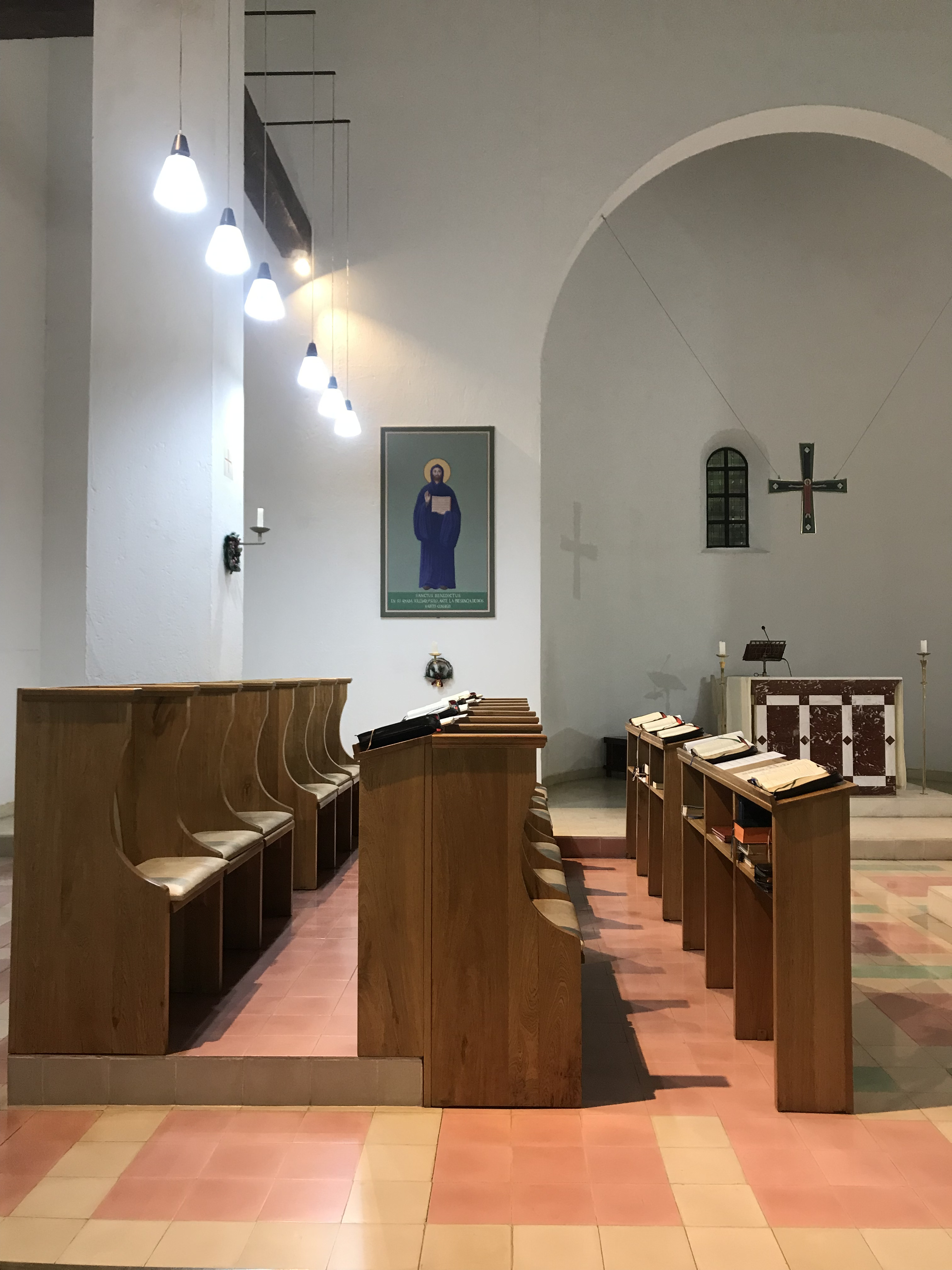 monjesbenedictinosenvigado.com