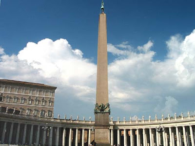 obelisco-plaza-san-pedro.jpg