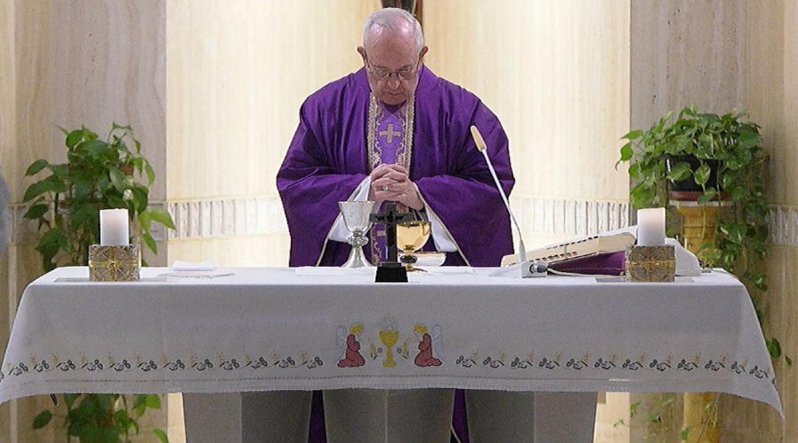 PapaFranciscoSantaMarta_VaticanMedia_26022018.jpg