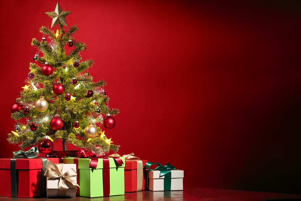 arbol-de-navidad-no-es-cristiano.jpg