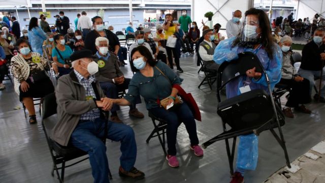 Plan de vacunación masiva en Chile.