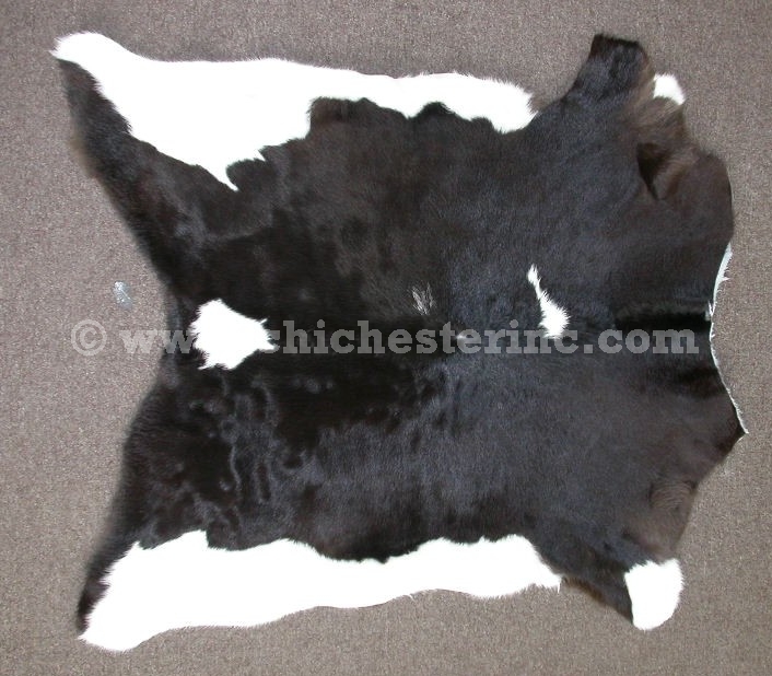 CalfSkinRug107Lg.jpg