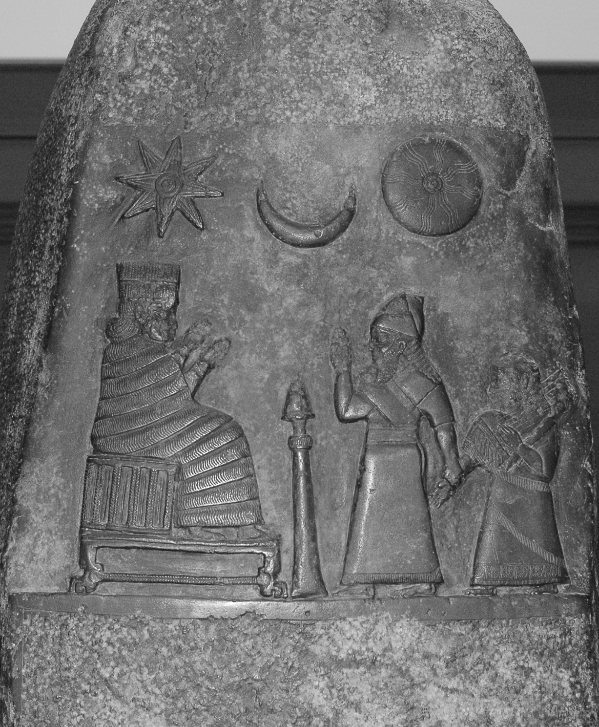 Kudurru_Melishipak_Louvre_Sb23.jpg