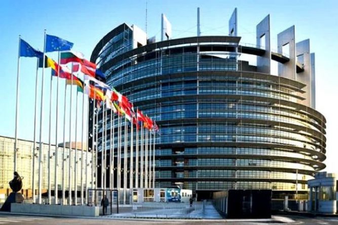 parlamento-europeo-667x445.jpg