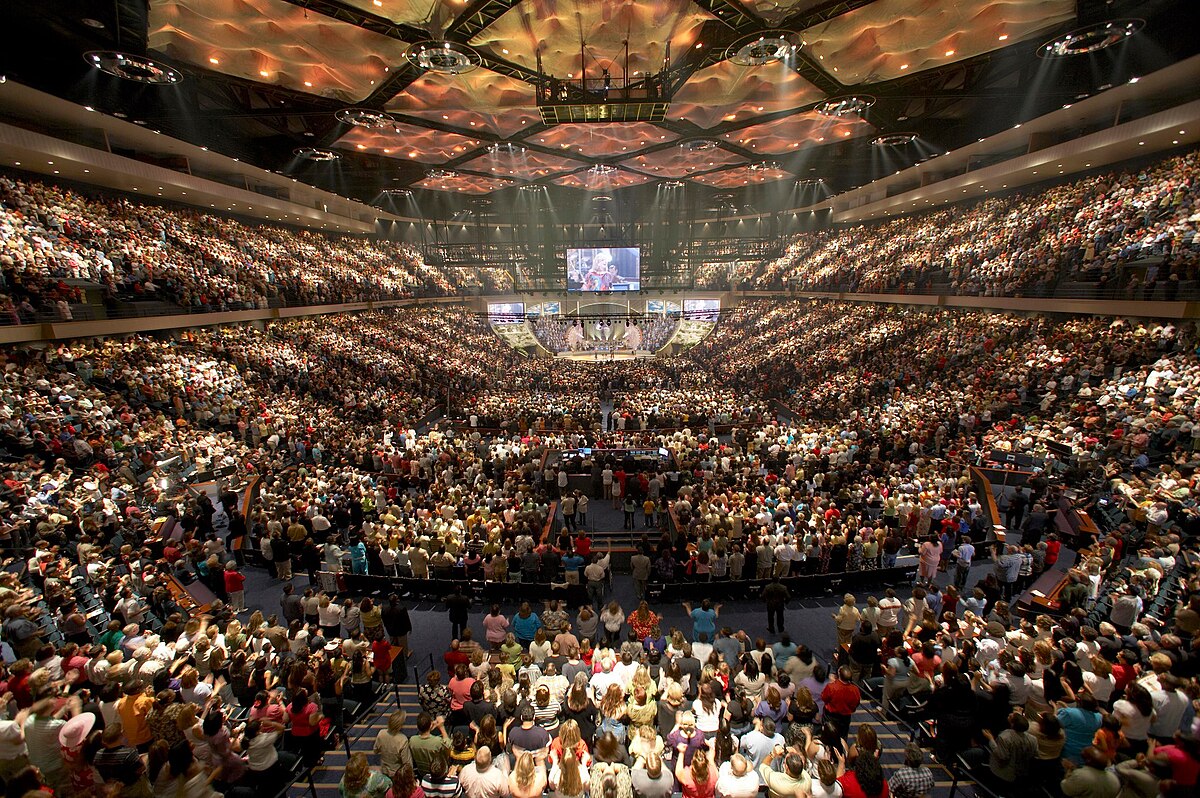 1200px-Lakewood_worship.jpg