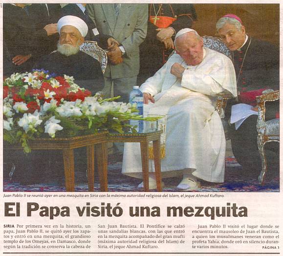 JPII_con_jeque_Ahmad_Kuftaro_20010506.jpg