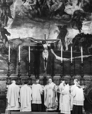z-Juan%2BPablo%2BII%2Ben%2Bla%2BSixtina_JohnPaulIIduringthemass.jpg